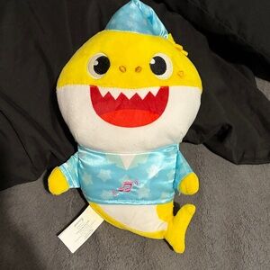 Baby Shark Singing Plush Toy - Yellow and Blue Outfit with batteries barely used